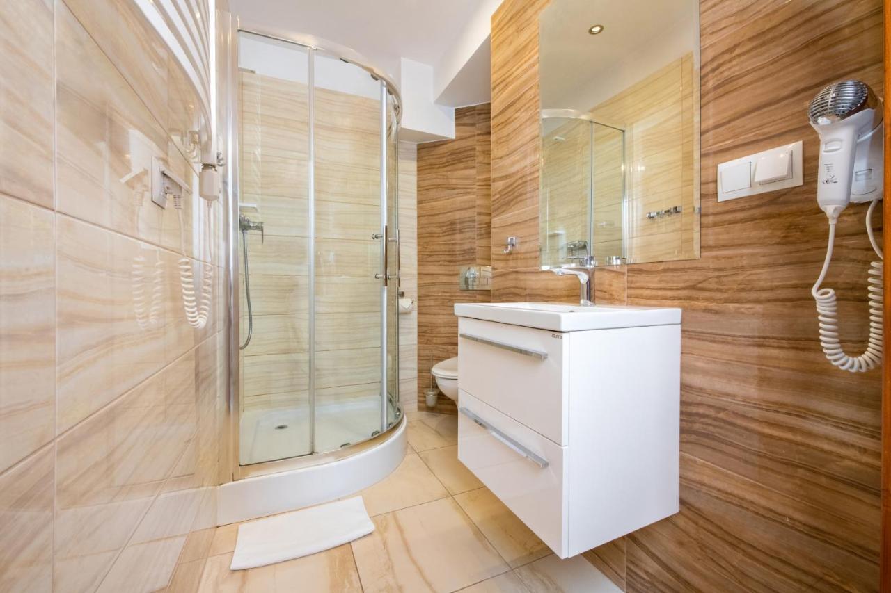 Globus 3* Krakov